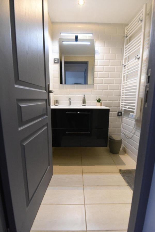 Terrasse 86 - Terrasse & Climatisation - 4-6 Personnes - Bnb 에페르네이 외부 사진