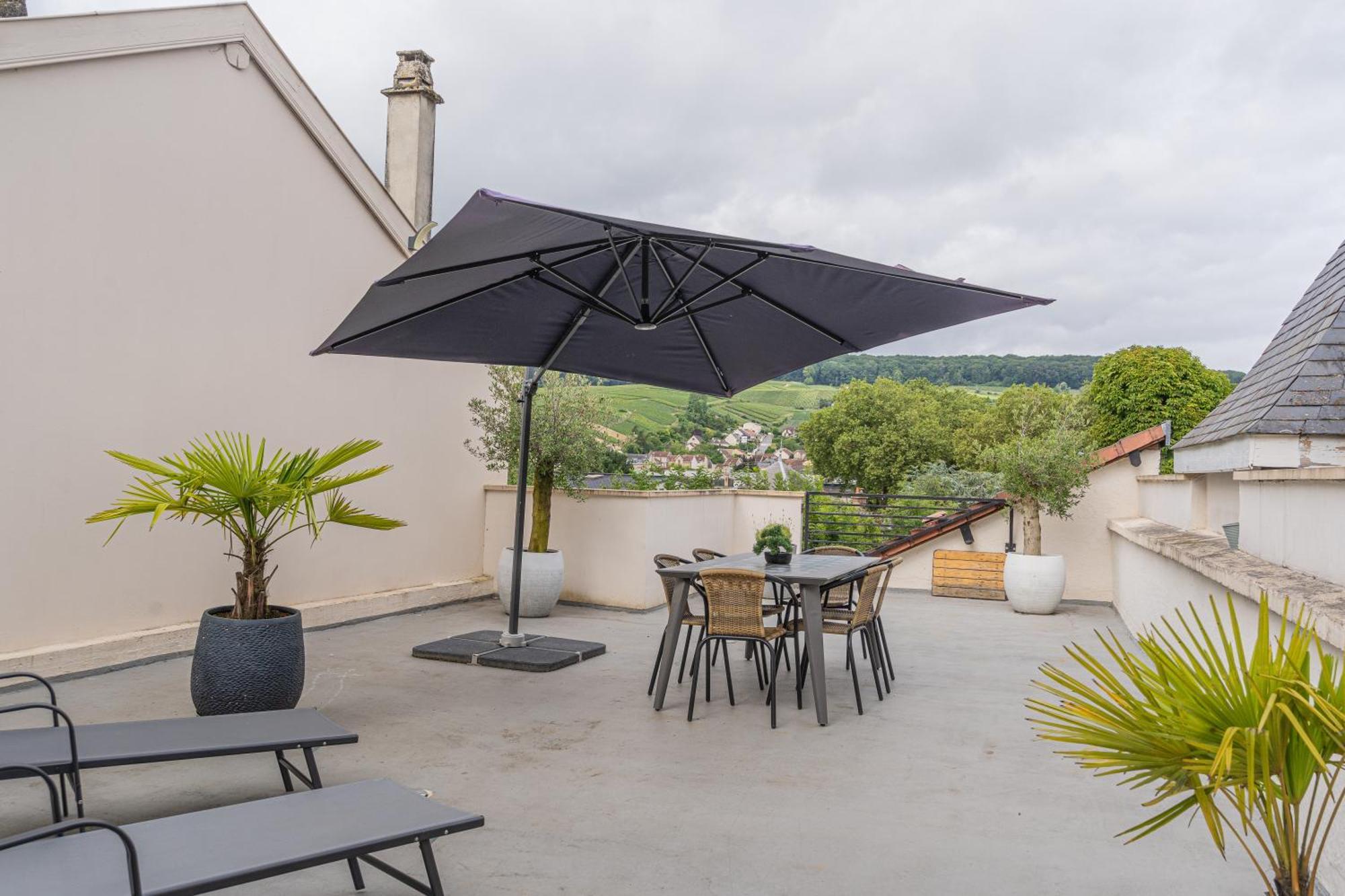 Terrasse 86 - Terrasse & Climatisation - 4-6 Personnes - Bnb 에페르네이 외부 사진